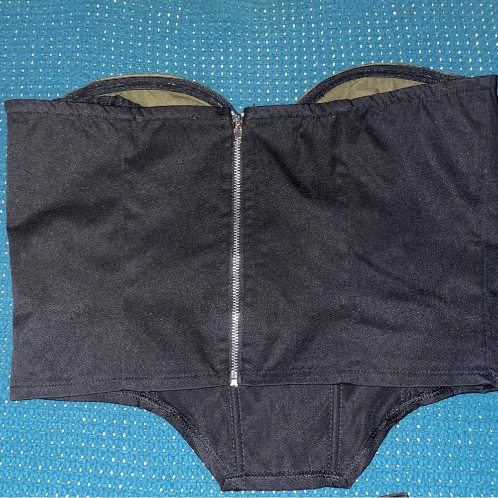 PRETTY LITTLE THING - 2 Piece Set - Picture 5 of 6